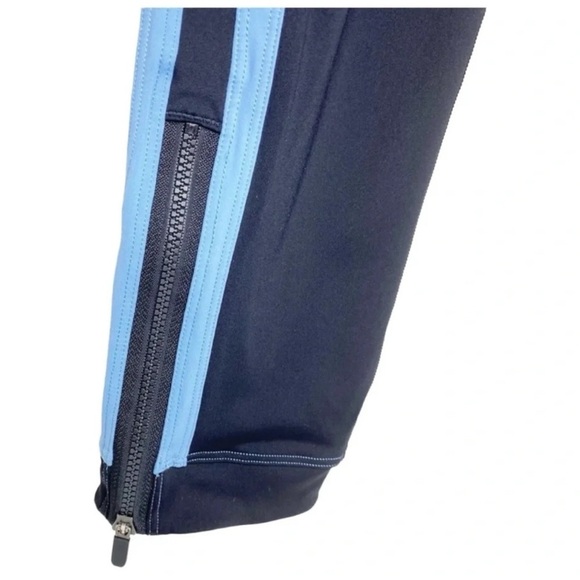 Lululemon Zip The Line Crop 23” Black / Utility Blue - Picture 5 of 9